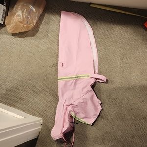 NEW Rain coat for large dog. Pink w/reflectors  NEW